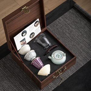 Дорожній чайний набір у дерев'янному кейсі 7 предметів